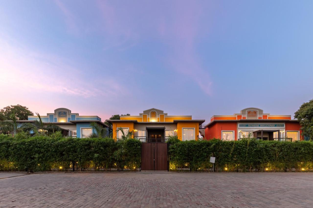 Downtown Resorts Nh8 Dhāruhera Dış mekan fotoğraf